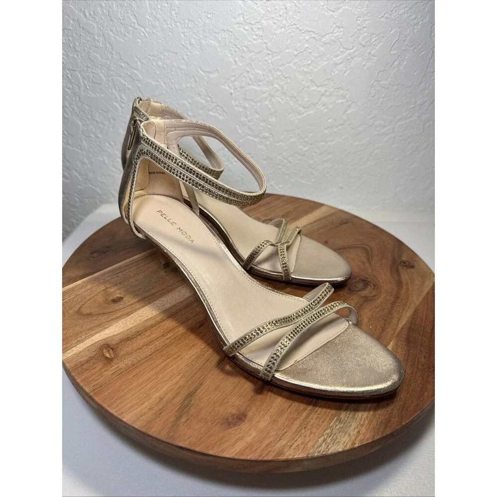 Pelle Moda Vero Cuoio Metallic Rhinestone‎ Ankle Strap Kitten-Heel Size 10